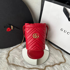 Bolsa Gucci Marmont Bucket