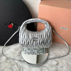 Bolsa Miumiu Wander 22cm