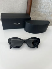 Óculos Prada