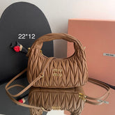 Bolsa Miumiu Wander 22cm