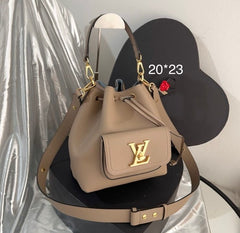 Bolsa Louis Vuitton Lockme