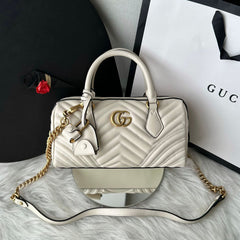 Bolsa Gucci Marmont alça de mão