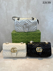 Bolsa Gucci marmont 22 cm