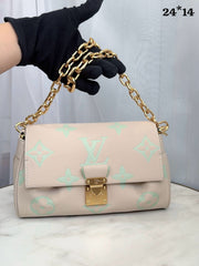 Bolsa Lv favorite