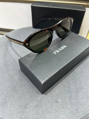 Óculos Prada