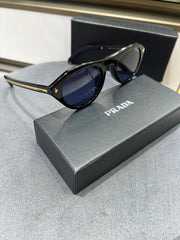 Óculos Prada