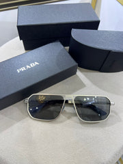 Óculos PRADA