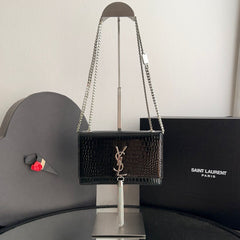 Bolsa YSL Kate com chaveiro