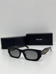 Óculos Prada