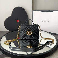 Bolsa Gucci Marmont alça de mão