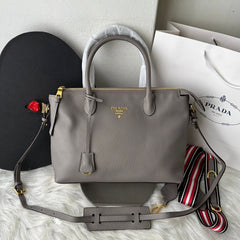 Bolsa Prada Daino maior