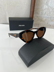 Óculos Prada