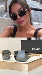 Óculos Prada
