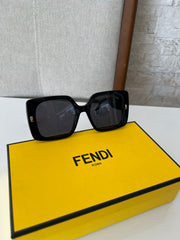 Óculos Fendi