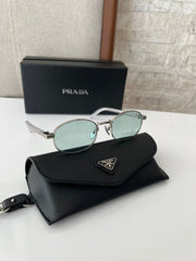 Óculos Prada