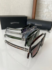 Óculos Chrome Hearts