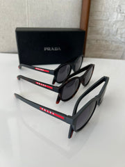 Óculos Prada