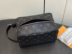 Necessaire Locker Dopp Kit