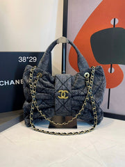 Bolsa Chanel laço