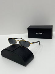 Óculos Prada